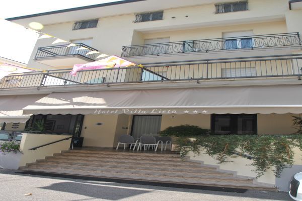 Hotel Villa Lieta ริมินี ภายนอก รูปภาพ